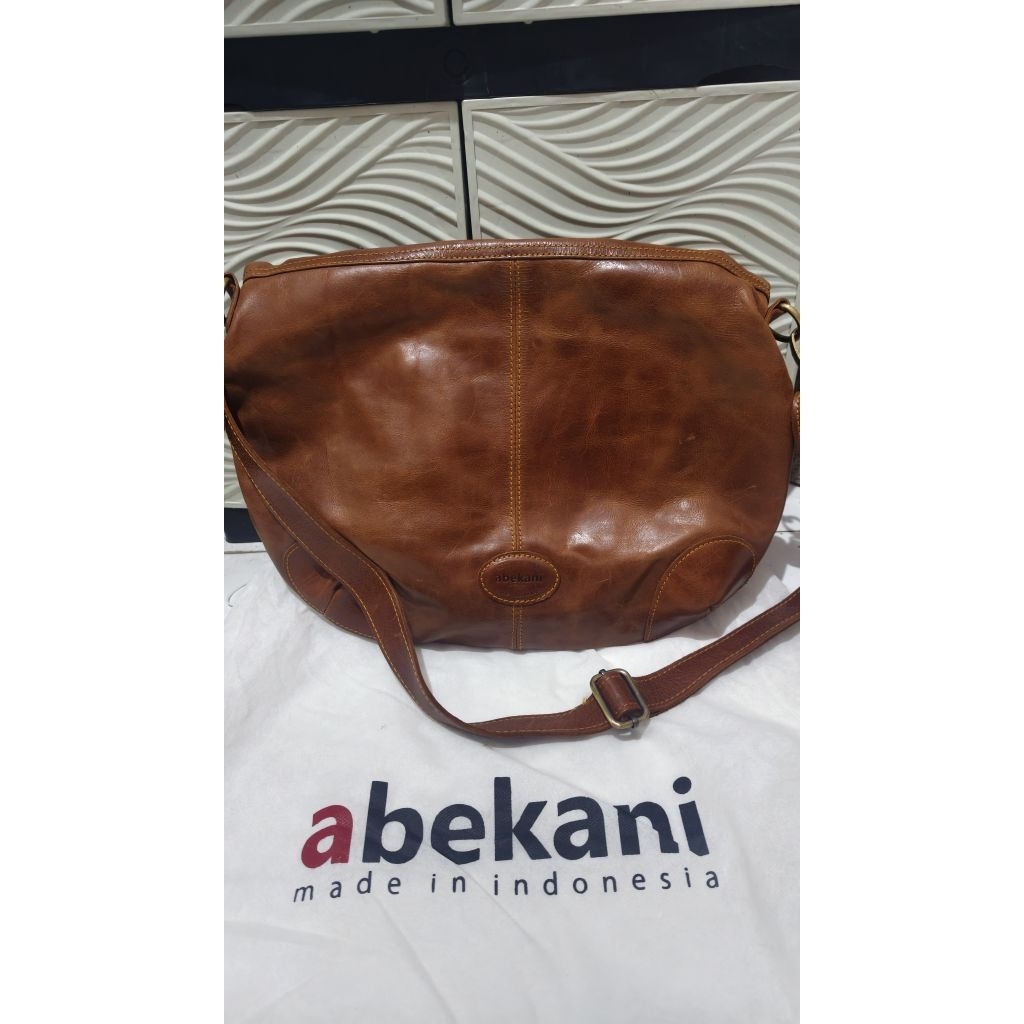 Tas Kulit Sapi Asli merk Abekani