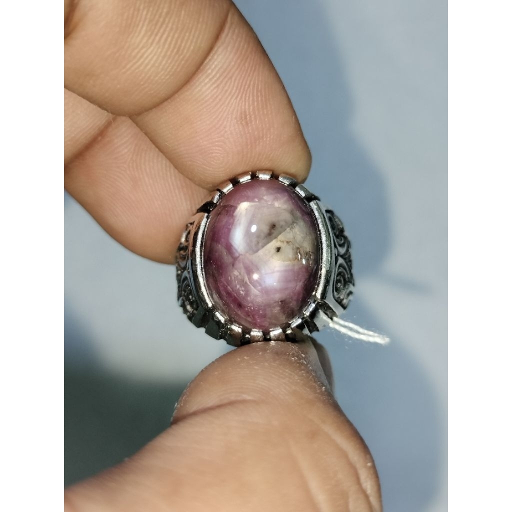 natural ruby star