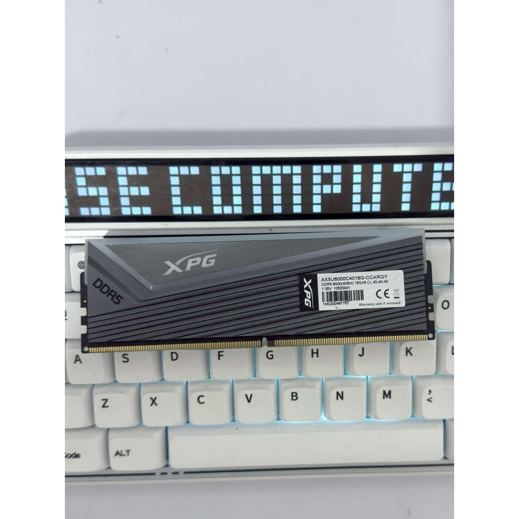 RAM DDR5 Rusak XPG 8GB 6000Mhz