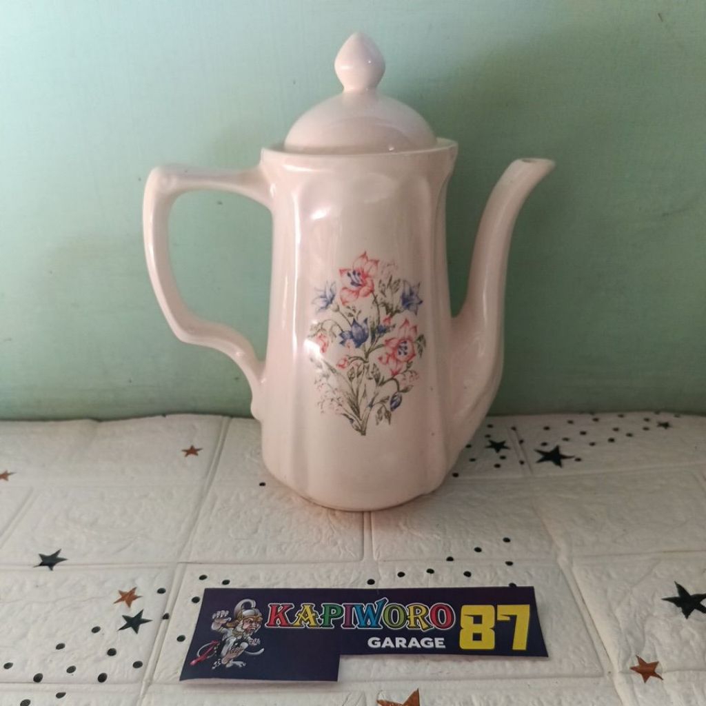 teko keramik antik motif bunga