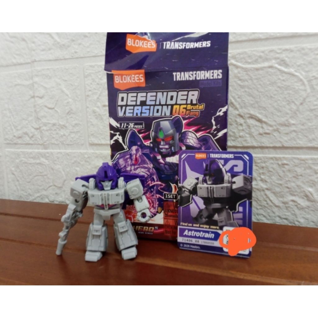Transformers Defender Version 06 Astrotrain