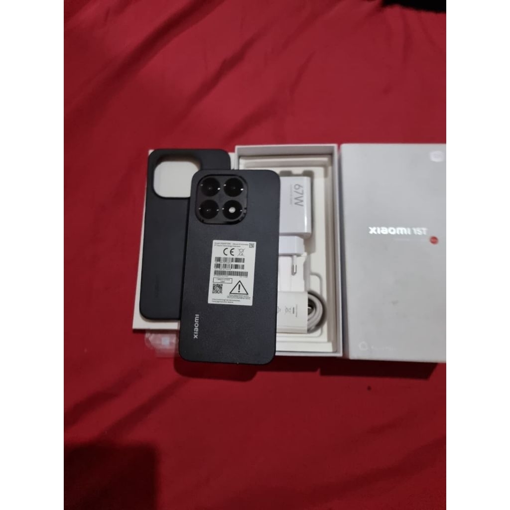 Jual hp bekas likenew Xiaomi 15T 5g RAM 12/512 grns panjang okt 2027 istimewa