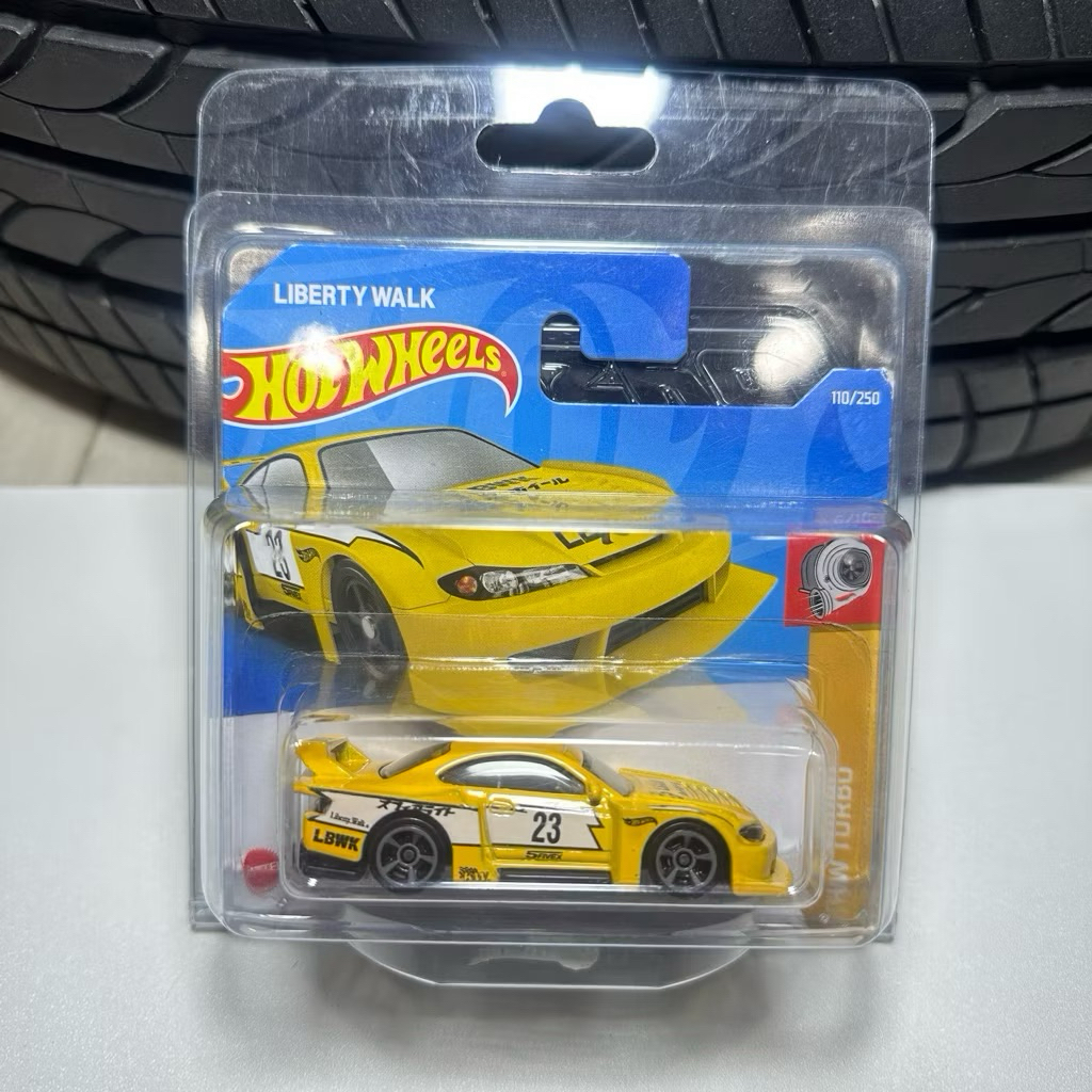 Hot Wheels Nissan Silvia S15 LBWK Yellow
