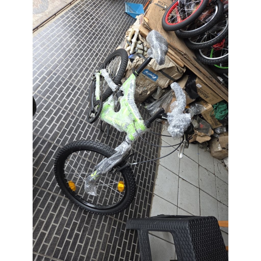 Sepeda mtb 20inch Wimcycle Shockbeker gigi Cakram 7 speed (Instant Kurir)