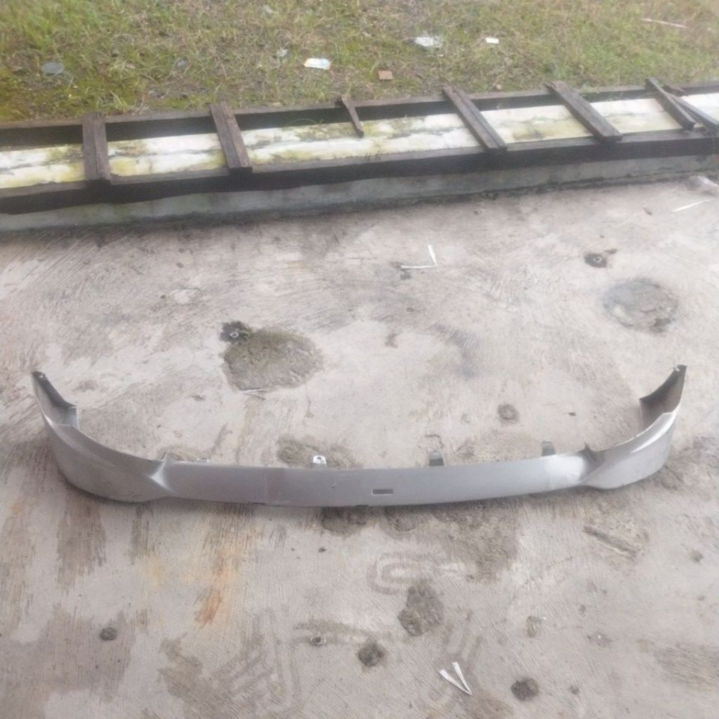 spoiler bodykit depan original Agya TRD 2013 2014 2015 2016 2017
