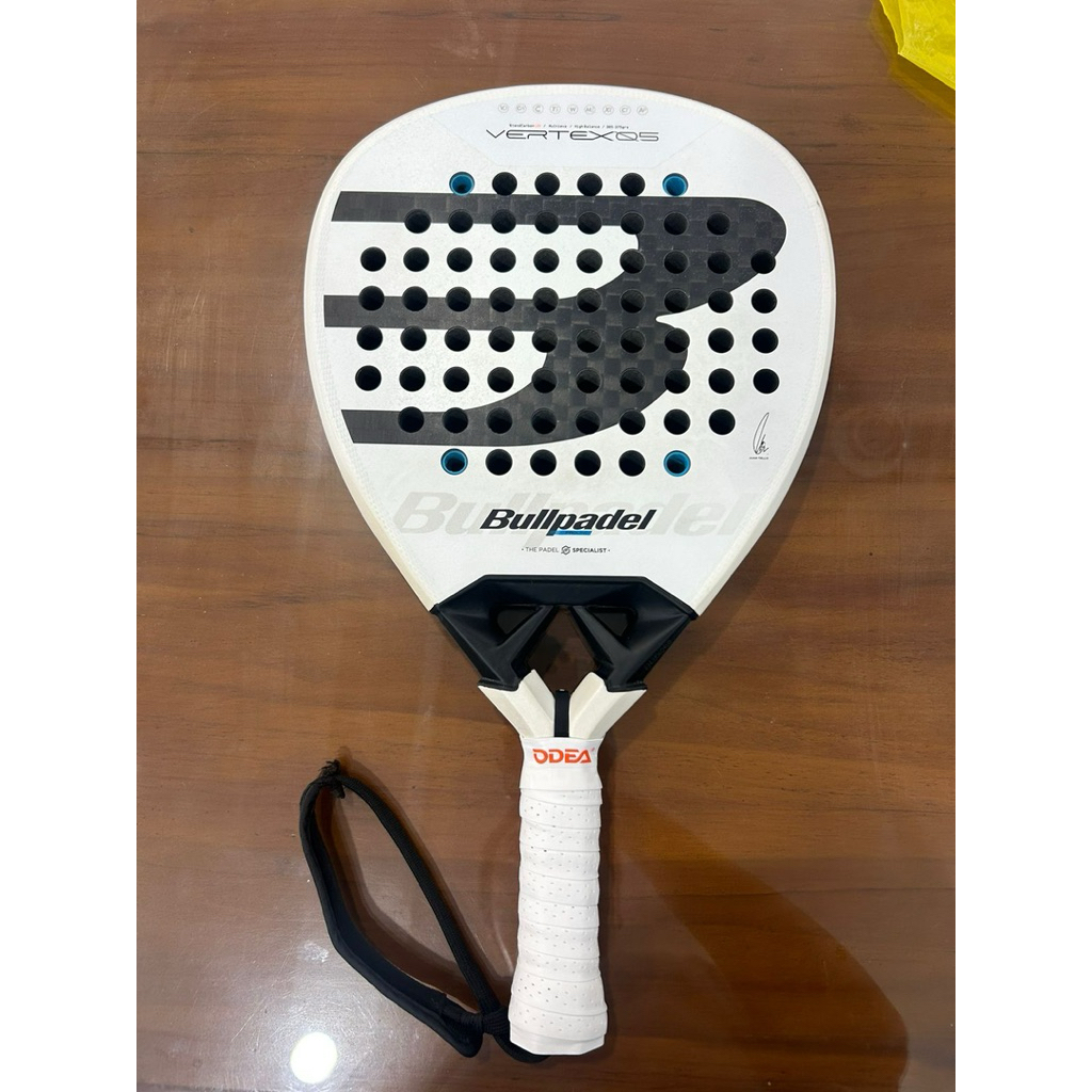 Raket padel Bullpadel vertex05 juan tello 2026 bekas preloved second
