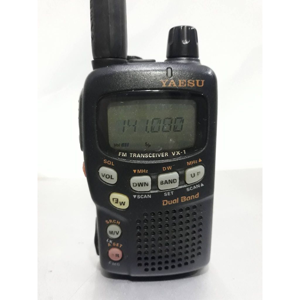 HT YAESU VX1 multiband