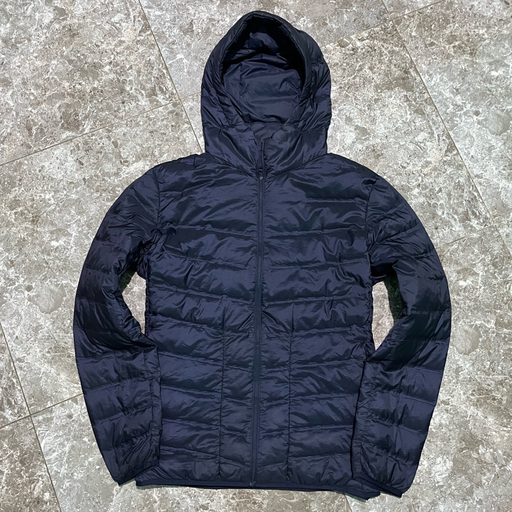 JAKET BULU ANGSA ULTRALIGHT SEAMLESS UNIQLO