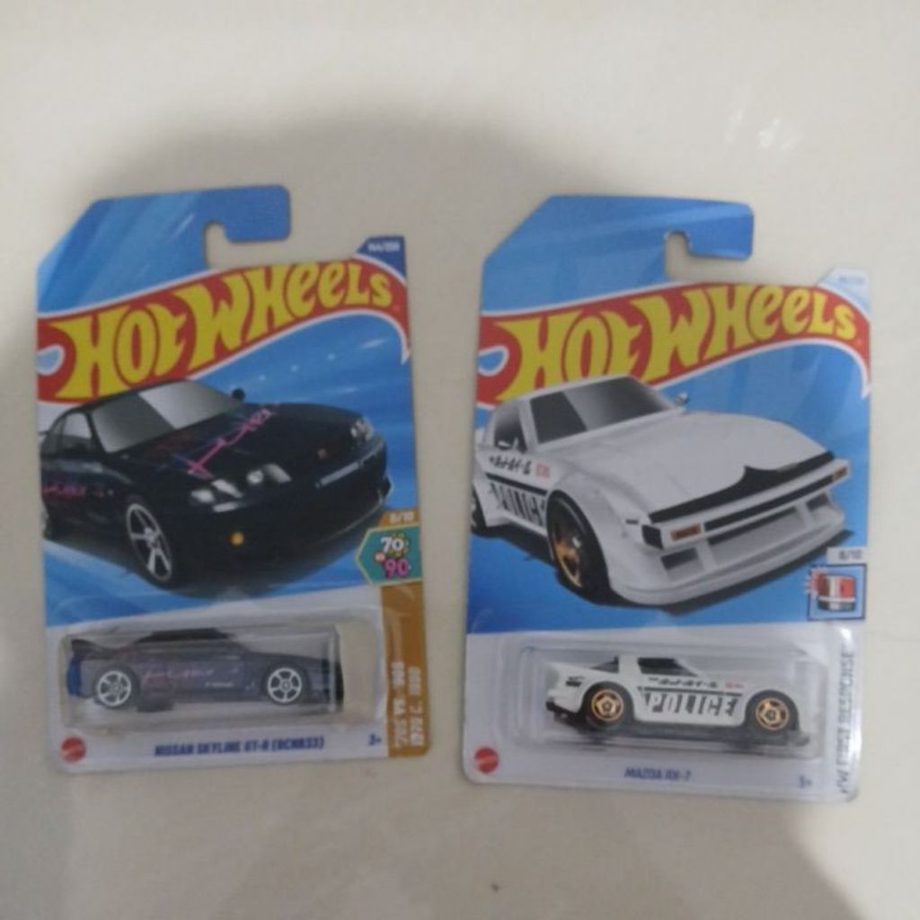 PAKETAN nissan skyline gr(bcnr33) dan mazda rx-7