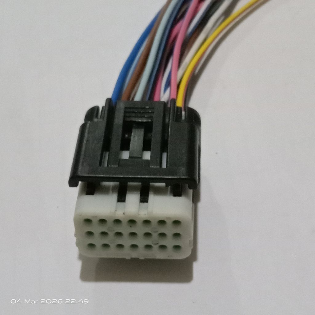 SOKET KABEL MODUL SCU SMART CONTROL UNIT PIN 21 VARIO 160  PCX 160 ORIGINAL