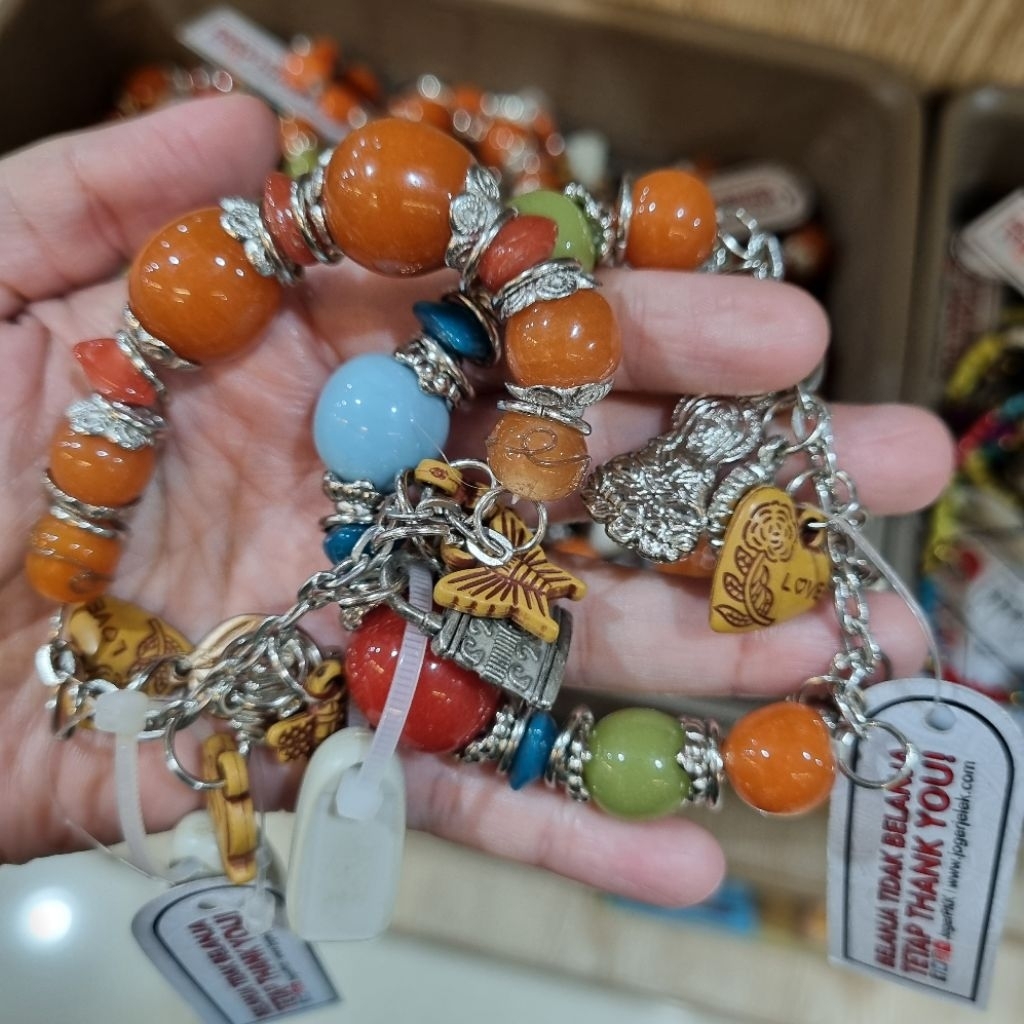 GELANG BATU CAMPUR. GELANG JOGER BALI. OLEH OLEH BALI
