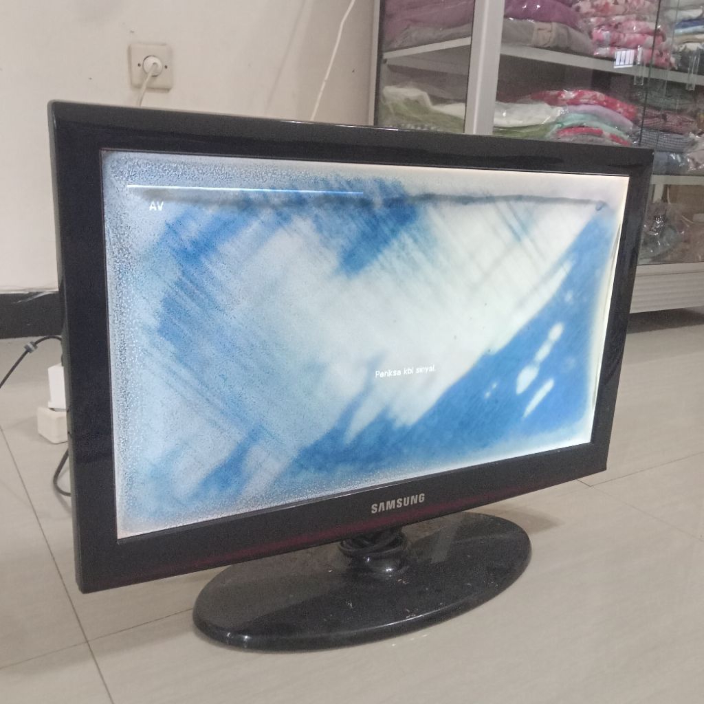 TV Samsung 22 inc Minus LCD
