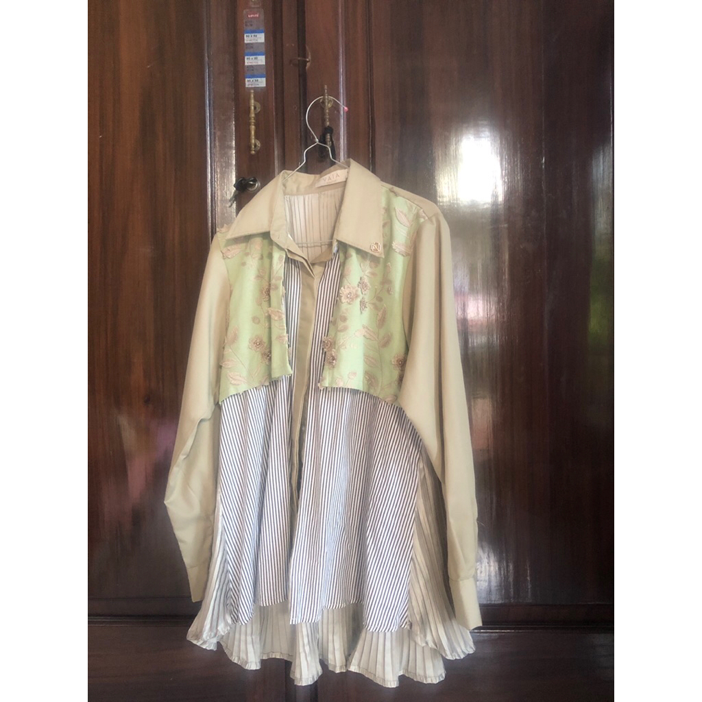 Vaia Atelier