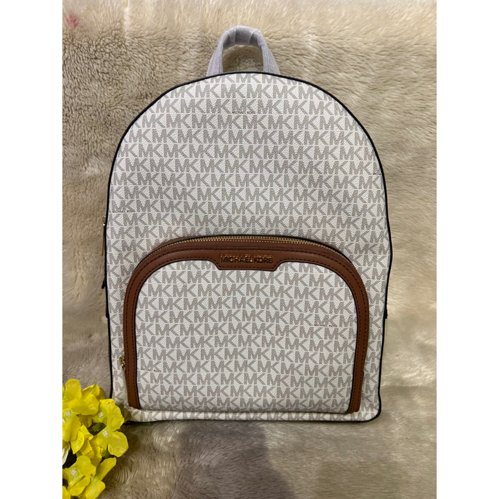 MK JAYCE LARGE ZIP BACKPACK VANILLA