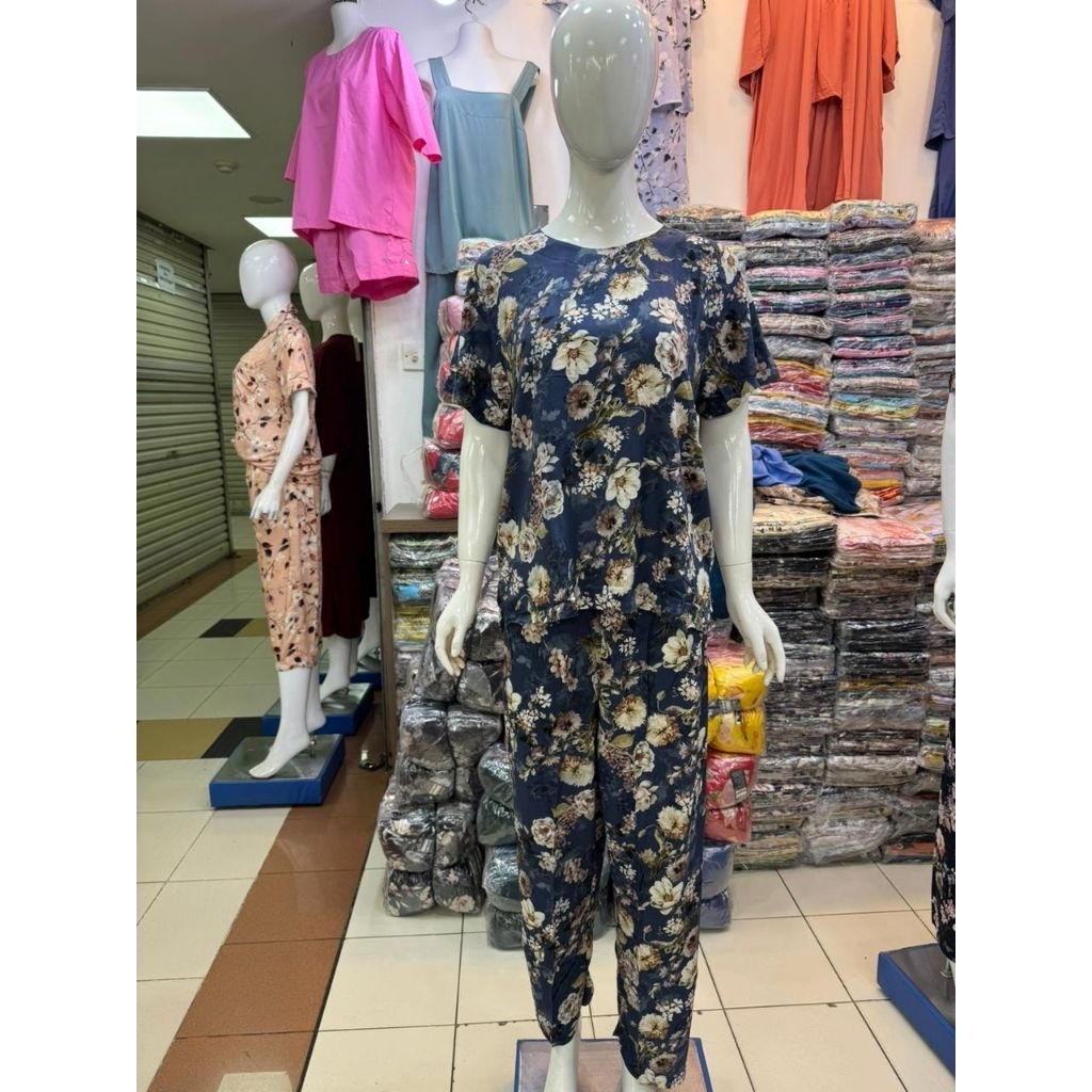 Setelan baju tidur Yeong gi size L Rayon lengan pendek celana panjang