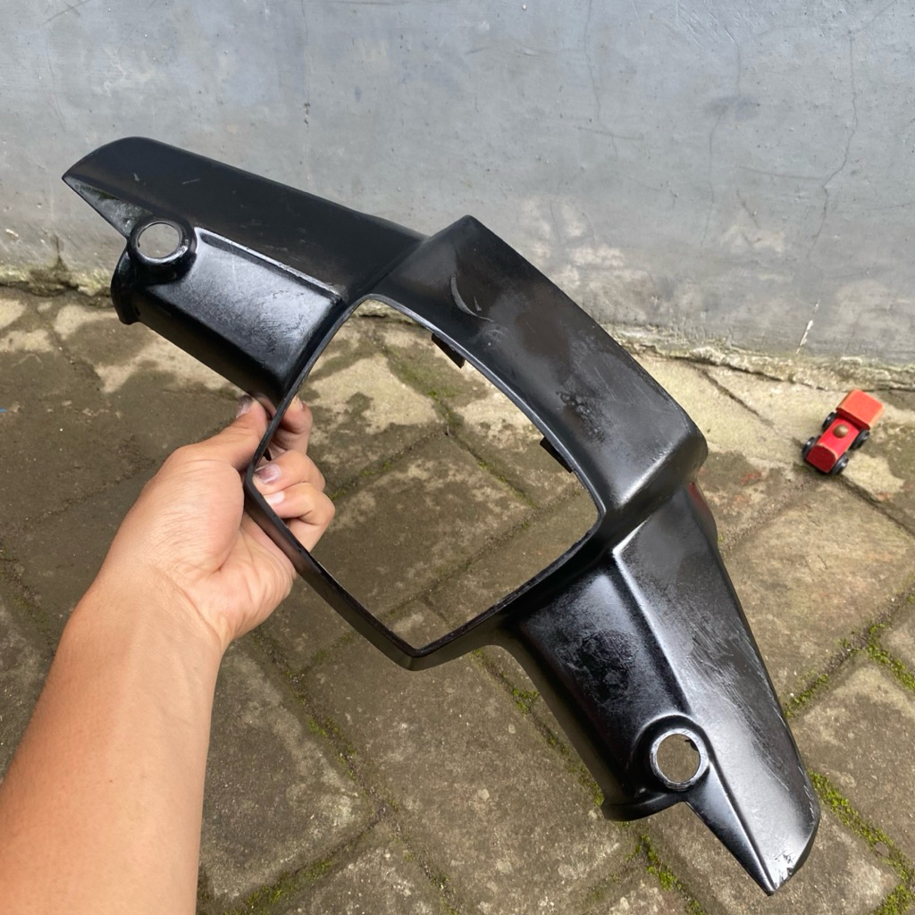 totok cover lampu depan astrea prima bagian atas original