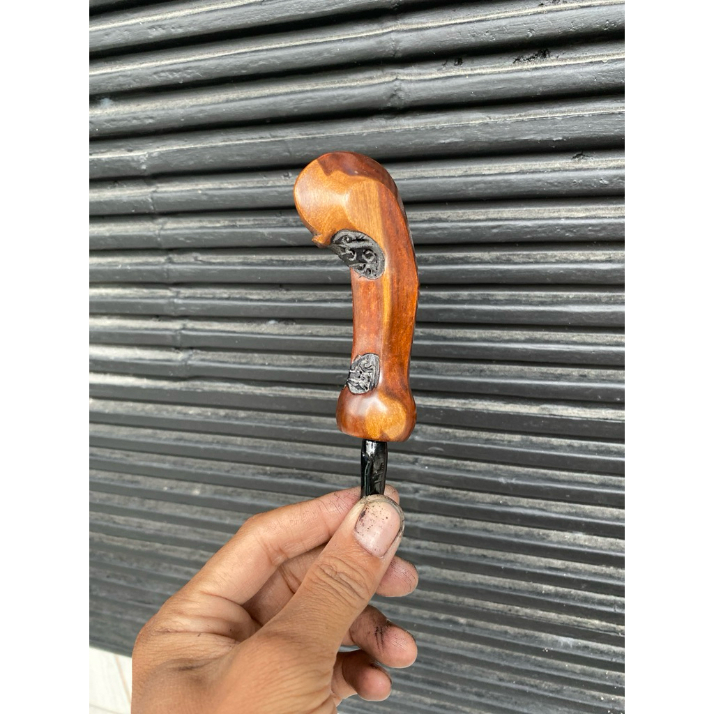 deder kayu tayuman solo pinising lawasan