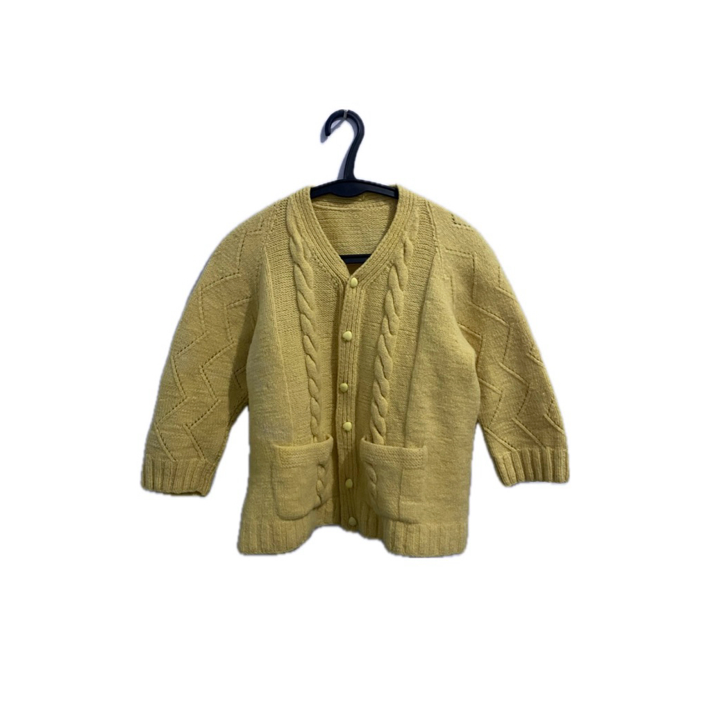 cardigan kepang kuning