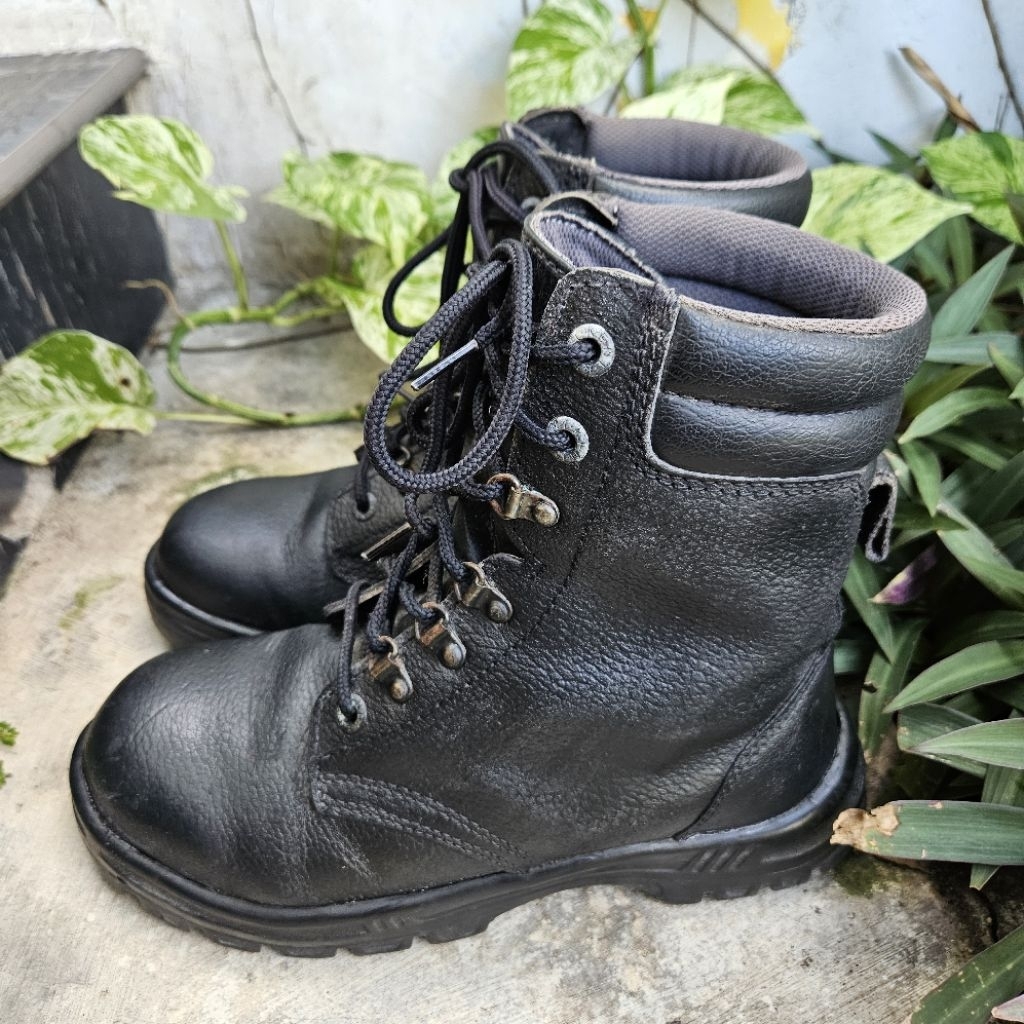 sepatu safety second kent size 41(26cm)