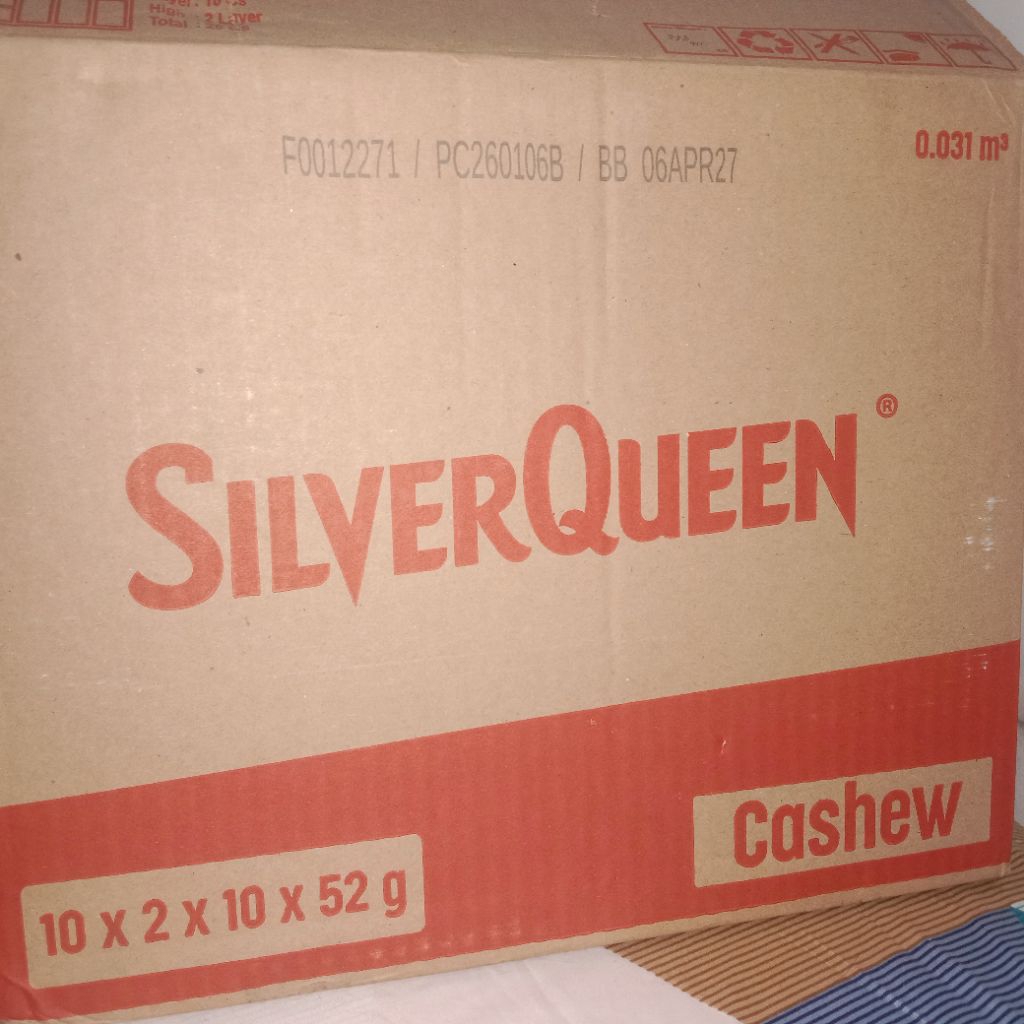 silverqueen meda 1 karton isi 200pcs exp mar/april2027