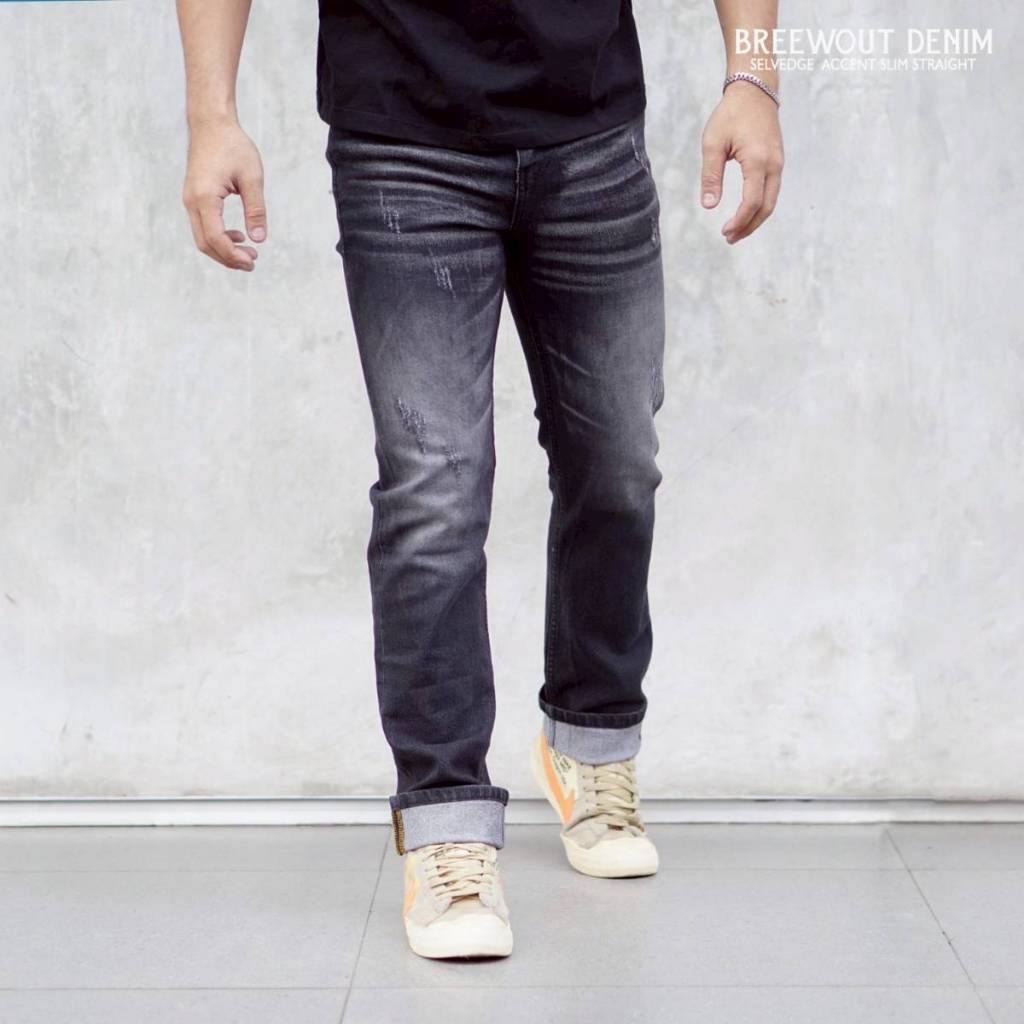 Celana Jeans Hitam Panjang Pria Cowok Slimfit Model Selvedge Cutting Standar Non Strech Premium