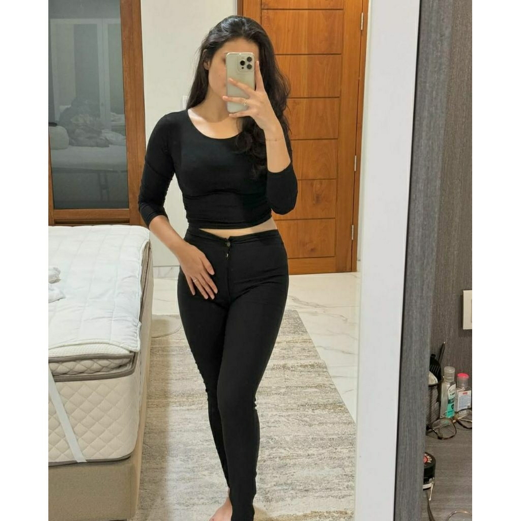 Celana Jegging hitam