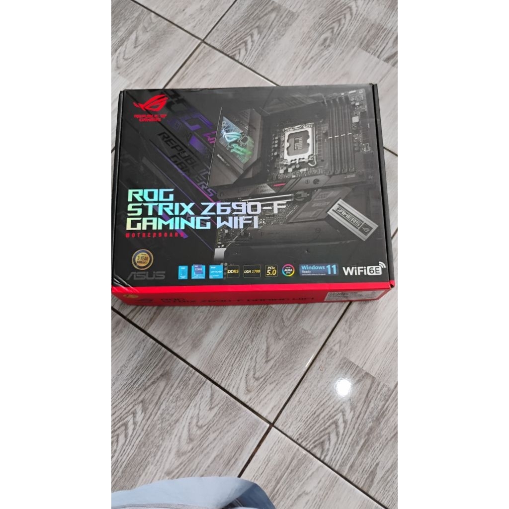 Mobo Asus ROG Strix Z690-F Gaming Wifi DDR5