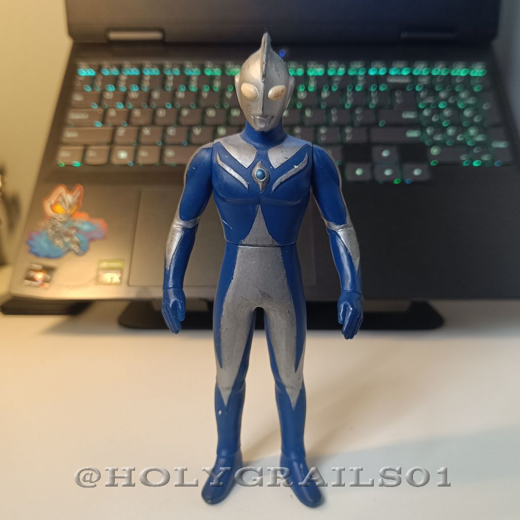 Bandai Sofubi Old Ultraman Cosmos
