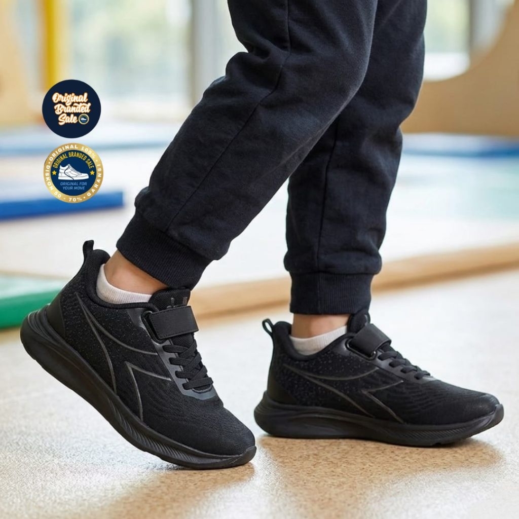 ORIGINAL GARANSI SEPATU DIADORA NAKA JUNIOR SIZE 30/31/32/33/34/35