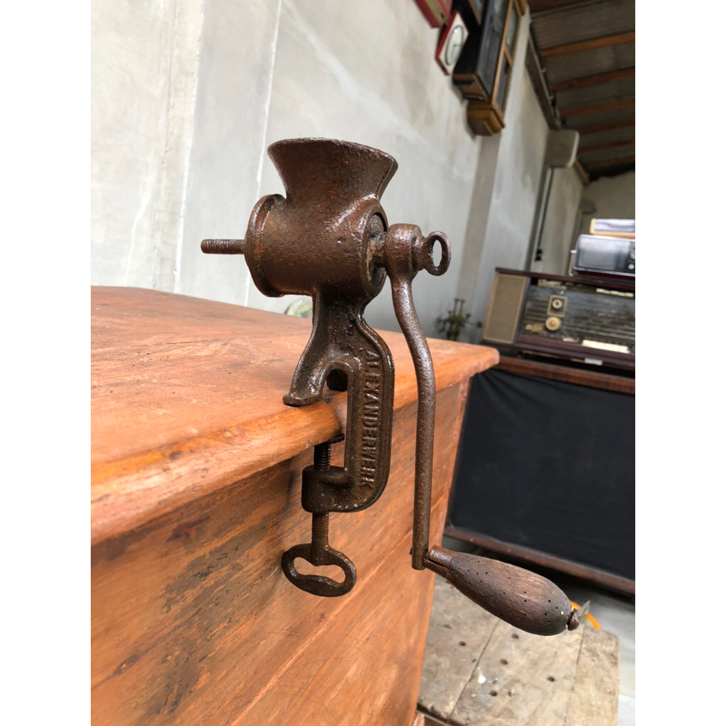 Gilingan kopi no O Eropa antik