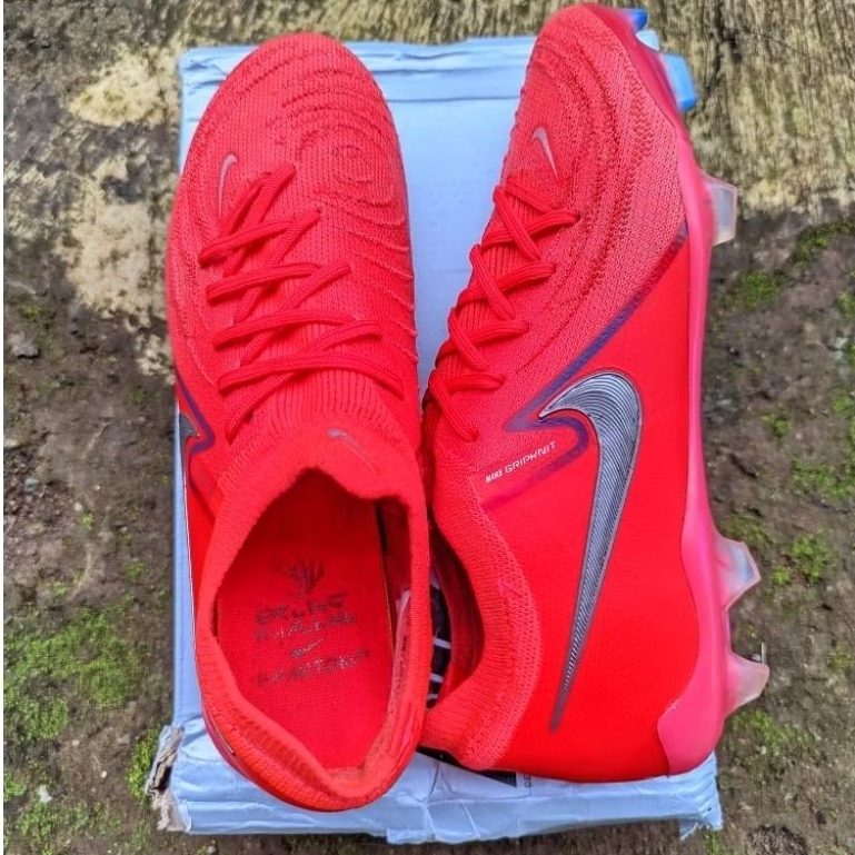 Nike Phantom Size 40 Second Like New