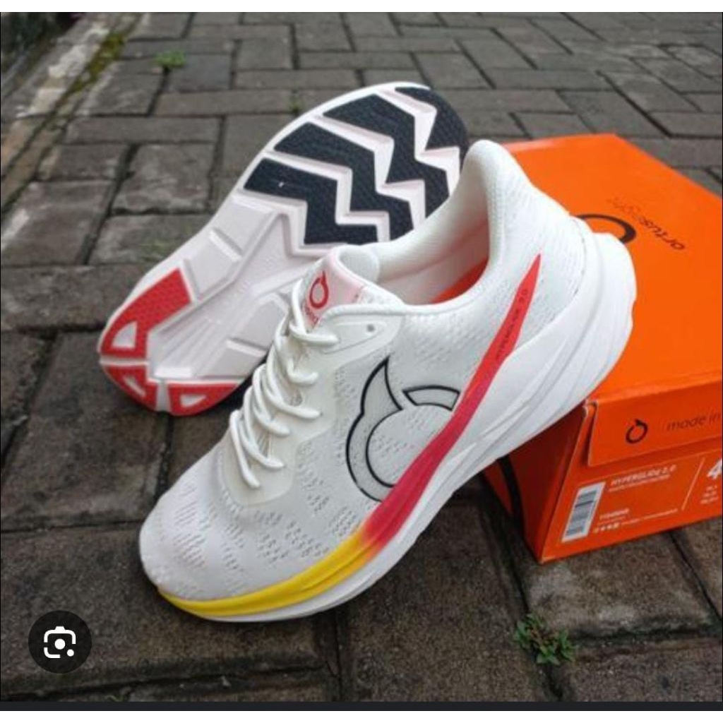 Sepatu Running Ortuseight Hyperglide 2.0
