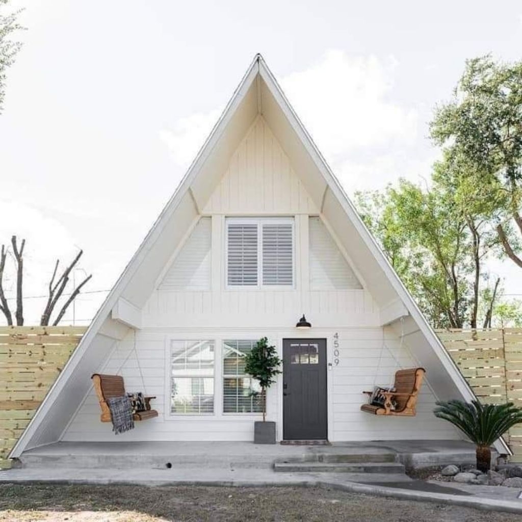 Rumah kayu minimalis cat Duco