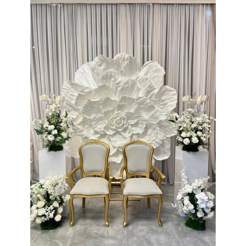 [Ready] BACKDROP BUNGA MAWAR JUMBO / Giant Flower Backdrop/ Bunga Backdrop Dekorasi