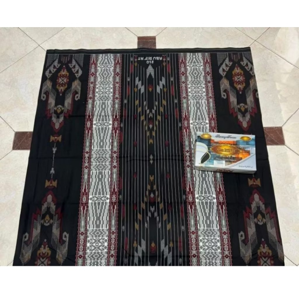 sarung abu Rifat