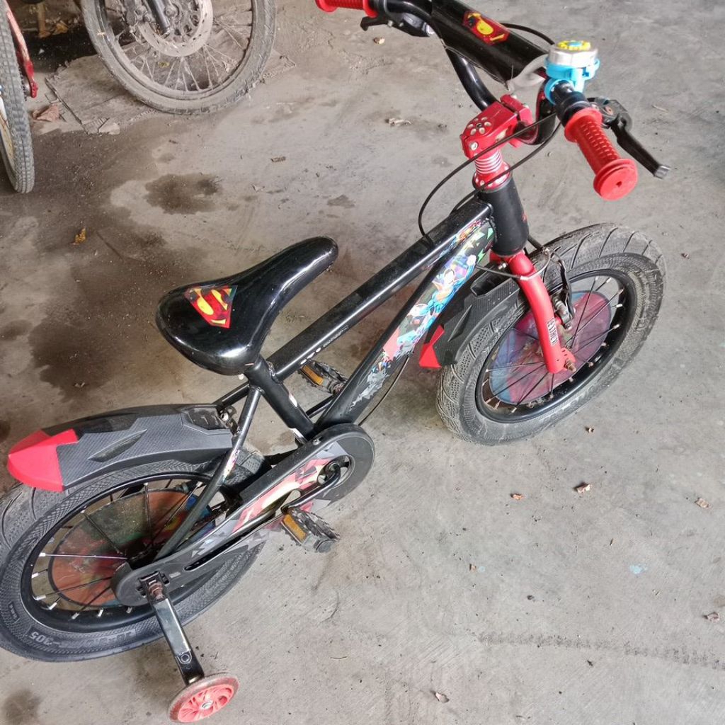 sepeda BMX anak bekas