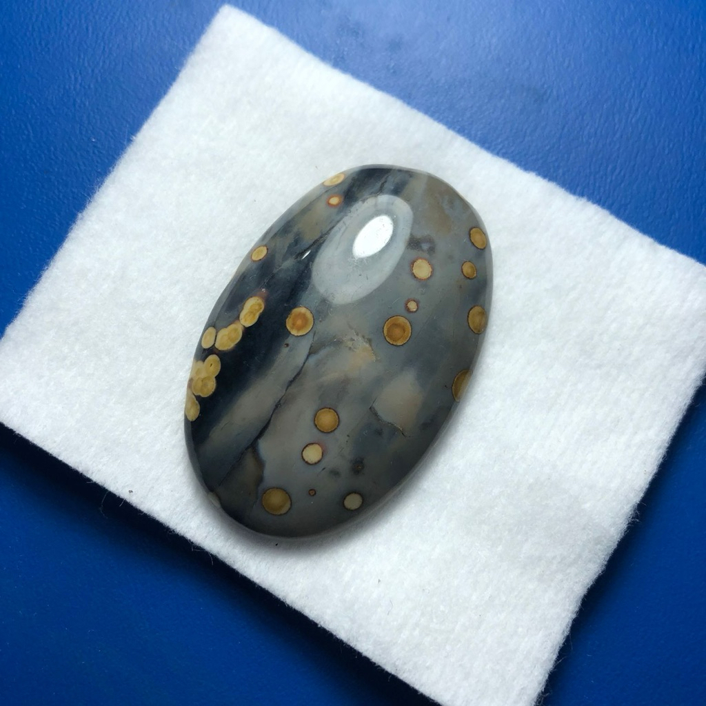 Batu Tanah Malay Bintik Emas Asli Kalimantan