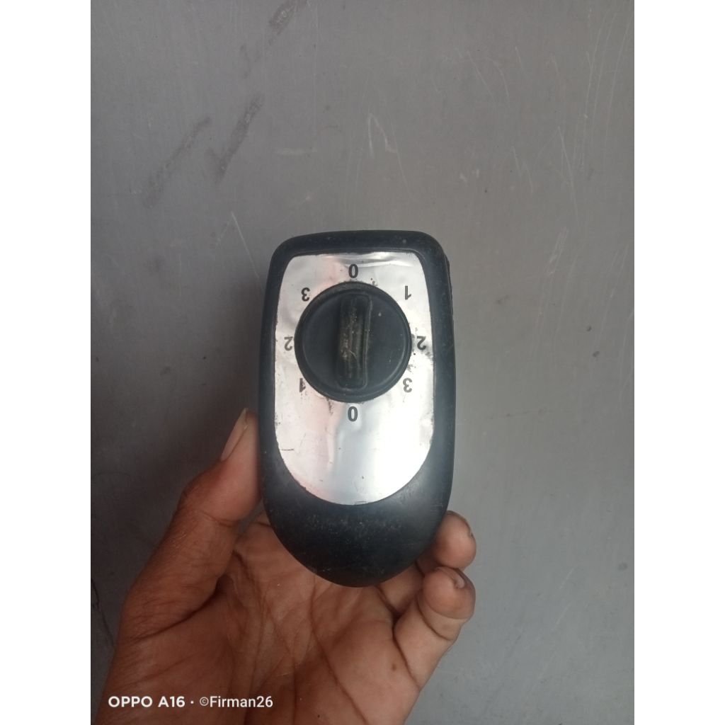 Box Saklar Kipas Angin Sekai 18 inci Copotan