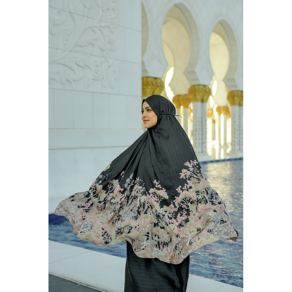 BS Prayer Robe Al-Qasr