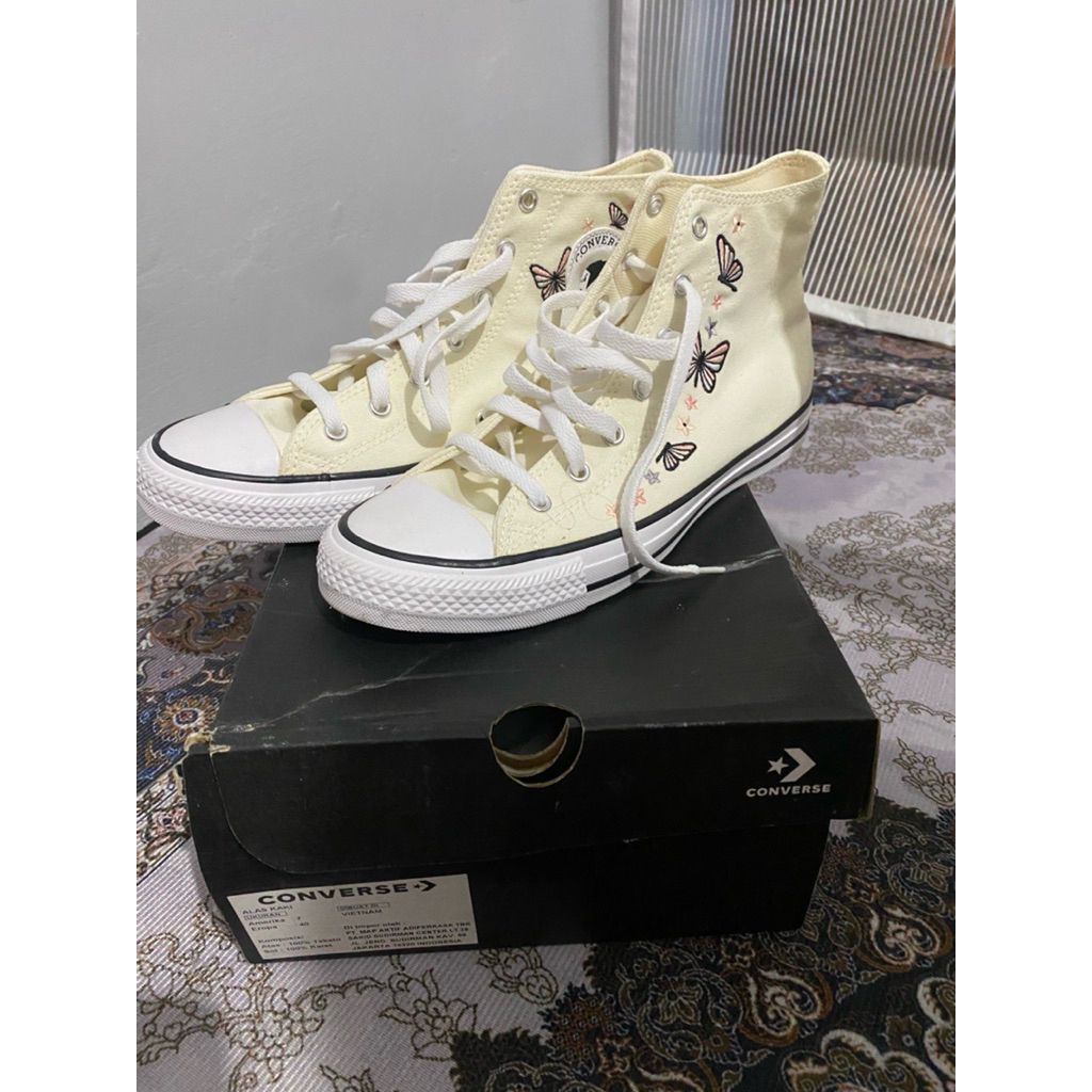 Converse CTAS HI Egret/Black/White Butterfly