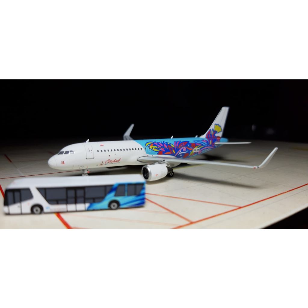 Diecast Pesawat Citilink - Airbus A320-200(WL) registration PK-GQI with "Flowers" livery kondisi rel
