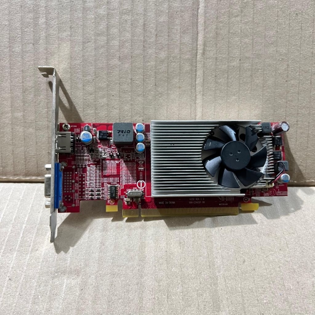 VGA CARD AMD RADEON HD 7500 2GB DDR3 128BIT NORMAL