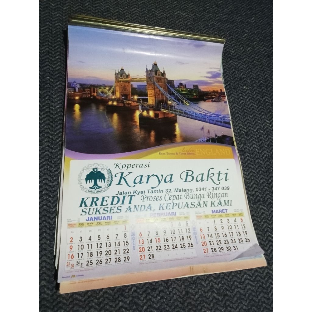 Kalender 2011 lengkap 1th