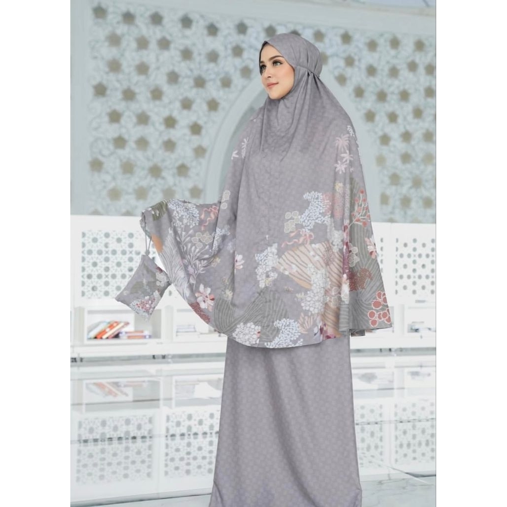 READY STOCK Buttonscarves x Kami Prayer Robe Set Mukena Kimmonia Shadow
