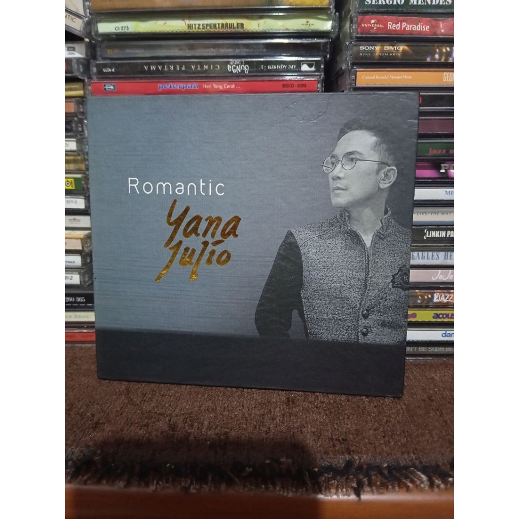 cd romantic Yana julio