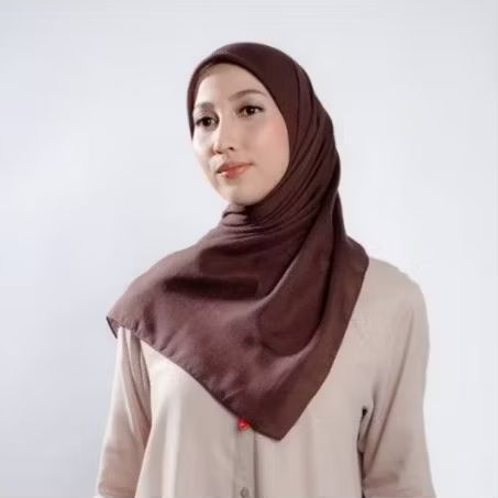 Zoya KAYLA Scarf - Kerudung Hijab Segi Empat Polos - Bahan Voal Ukuran 110x110