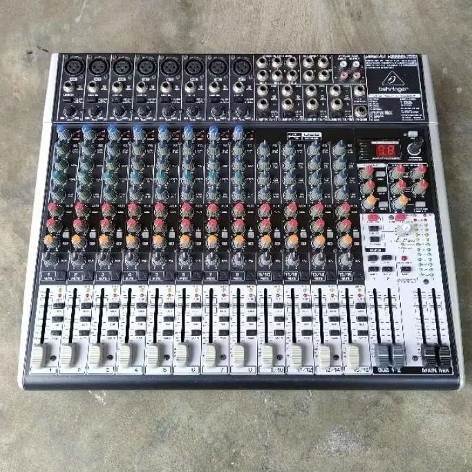 mixer behringer xenyx x2222usb bekas second