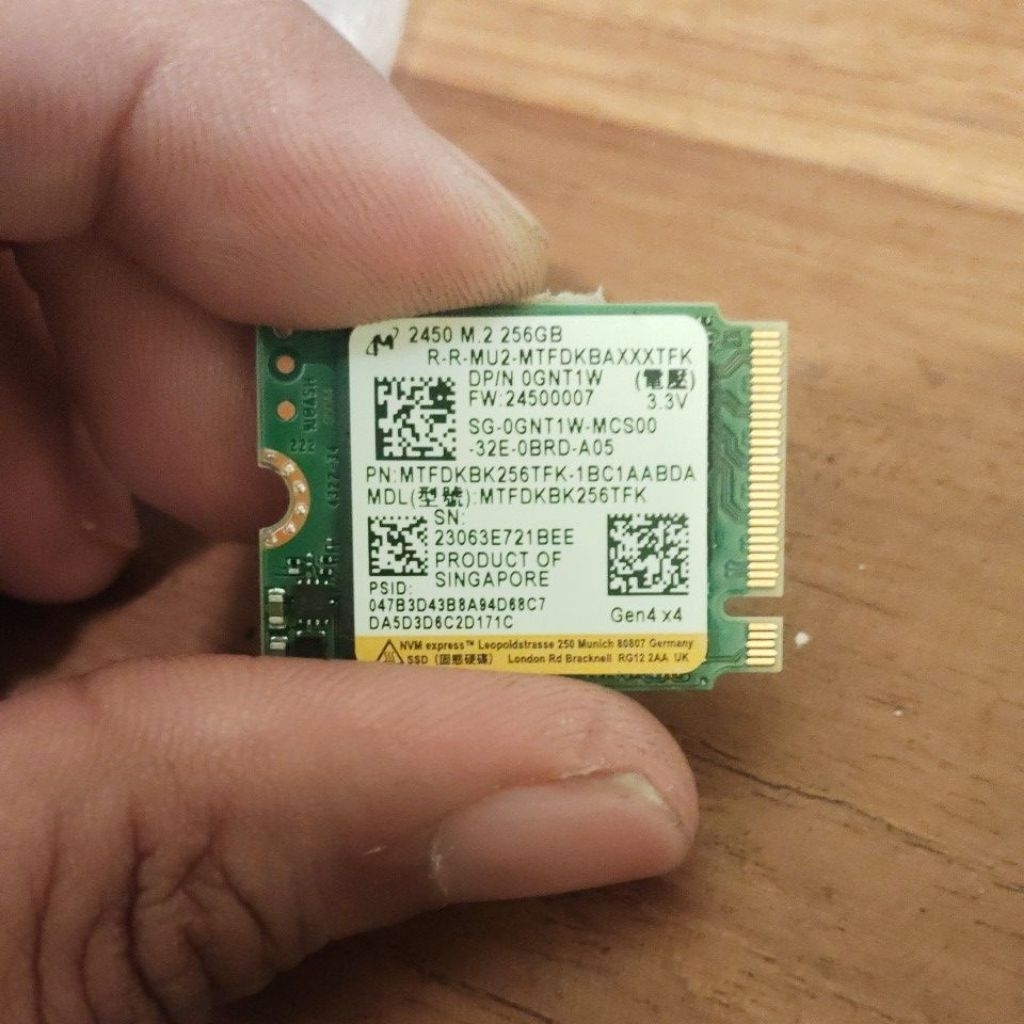 SSD Lepasan Laptop NVMe Gen 4 x4 Micron SSD Health 95% ya