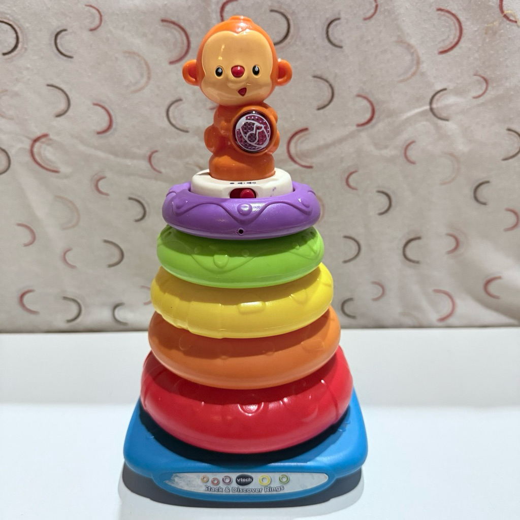 Vtech Stack and Discover Rings - Mainan Donat Susun Elektrik - Original
