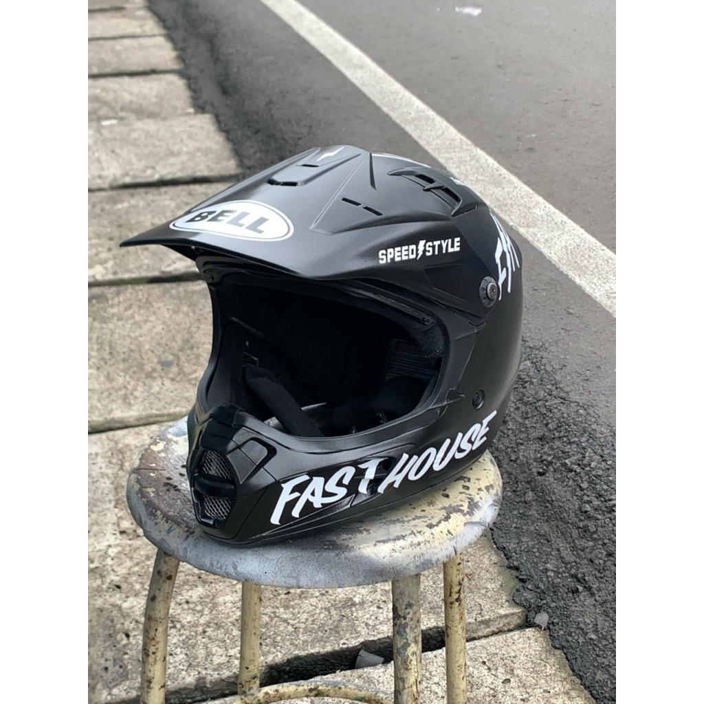 Helm THX Custom Fasthouse